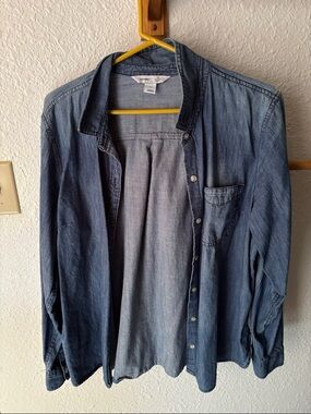 Old Navy Light Denim Button-Up Shirt - Light Blue